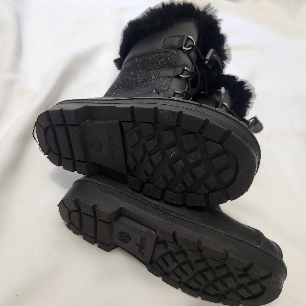 Target chic black